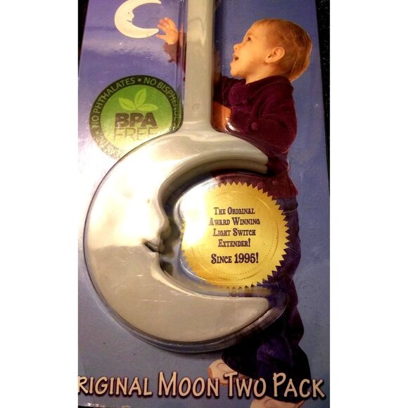 New KidSwitch two (2) pack glow in the dark award winning light switch extender - Picture 2 of 8